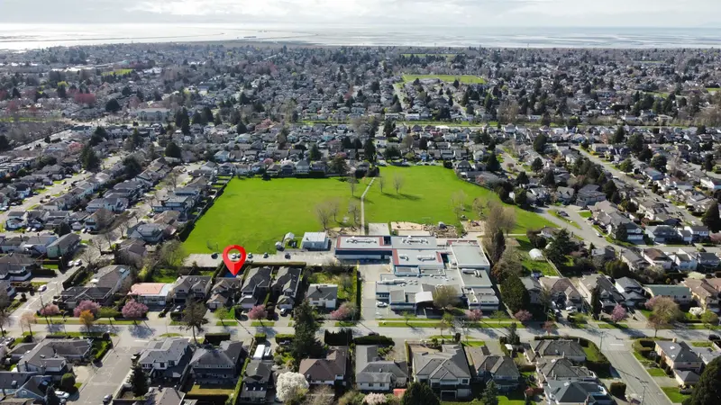 10535 LASSAM ROAD - photo 2 of 25