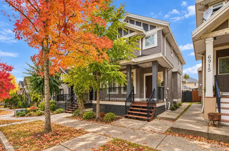 6911 144A STREET - photo 1 of 25