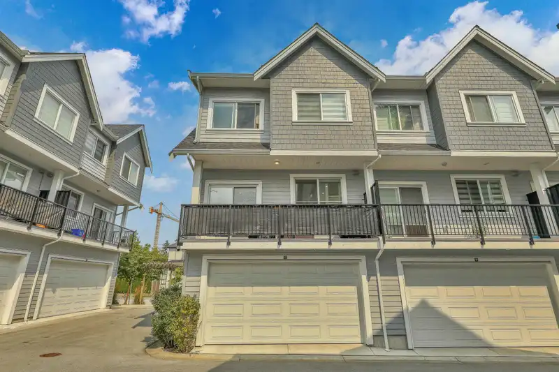 37 12830 62 AVENUE - photo 3 of 32