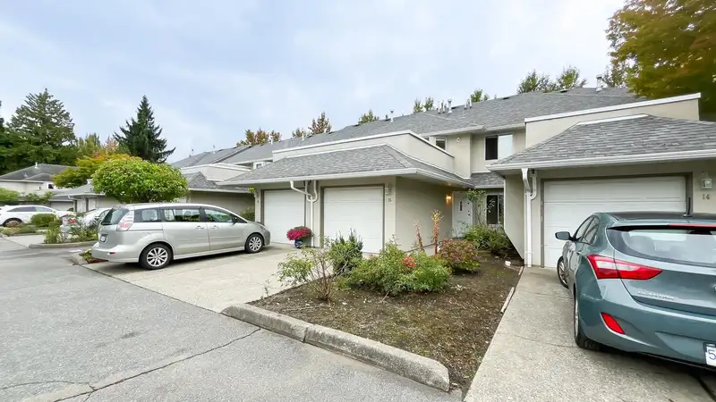 15 9926 151 STREET - photo 1 of 33