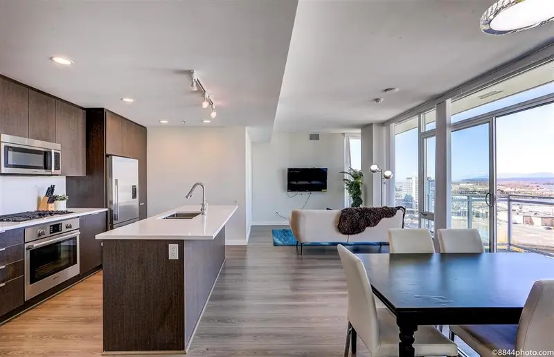 1703 8688 HAZELBRIDGE WAY - photo 4 of 25