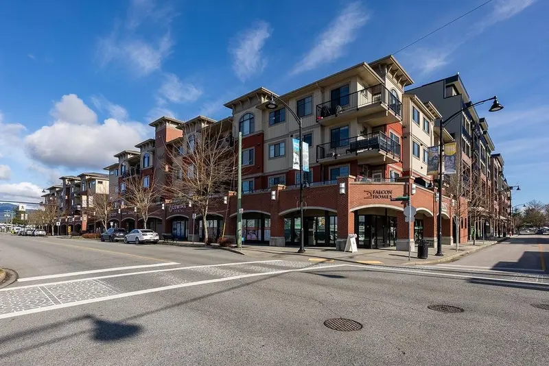 305 11862 226 STREET - photo 2 of 25