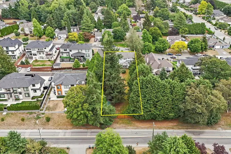 5455 184A STREET - photo 4 of 25
