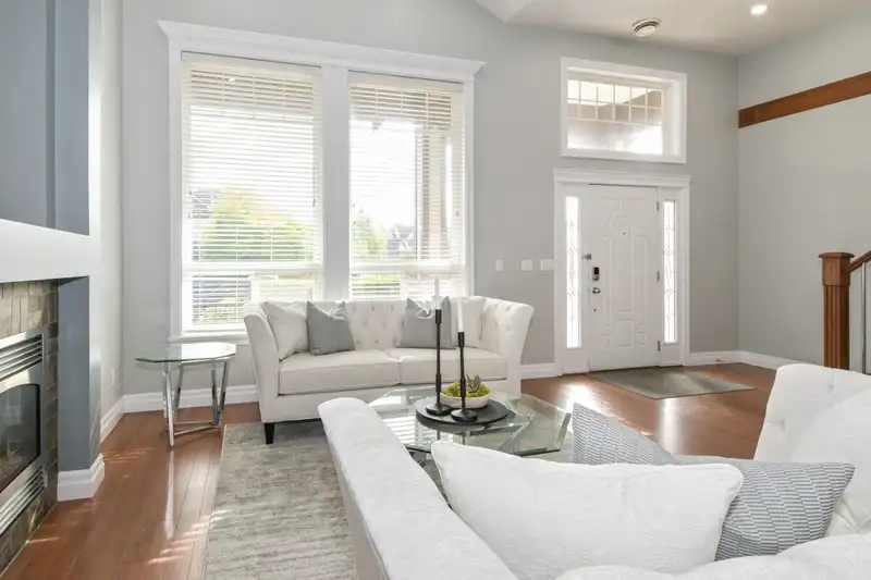 6351 167B STREET - photo 4 of 28