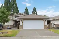 108 9715 148A STREET - thumbnail 2