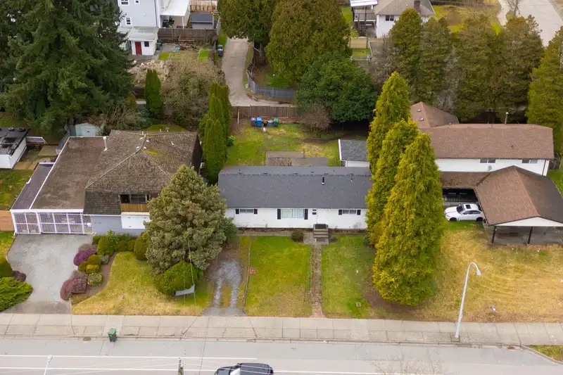 10683 148 STREET - photo 1 of 36