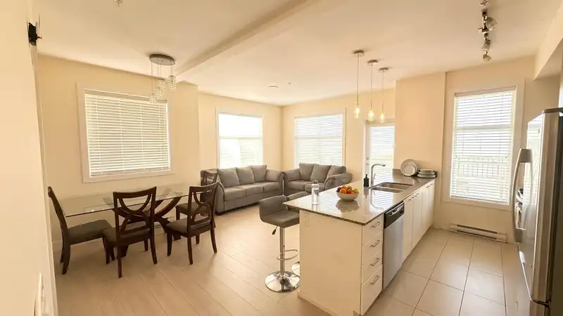 122 15956 86A AVENUE - photo 4 of 15