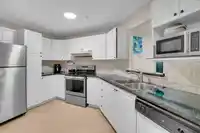 111 7171 121 STREET - thumbnail 4