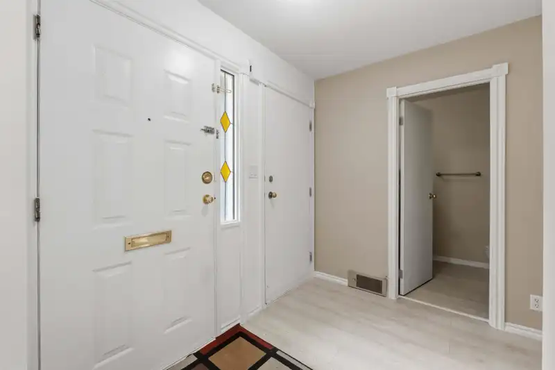 2 10094 154 STREET - photo 2 of 40