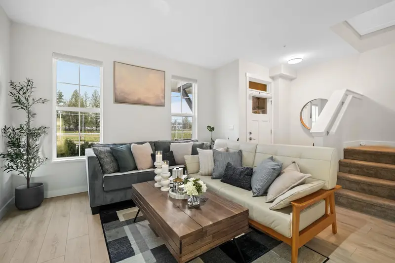 20181 83 AVENUE - photo 2 of 25