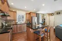 19455 66 AVENUE - thumbnail 4