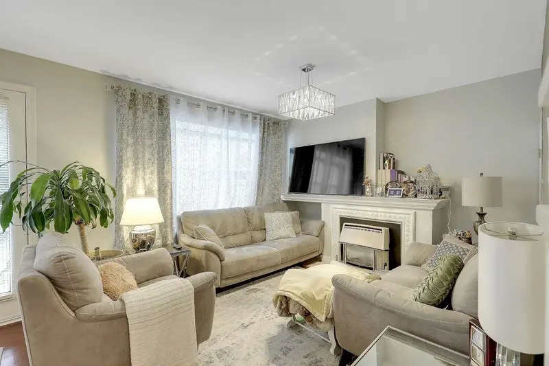 82 12099 237 STREET - photo 3 of 25