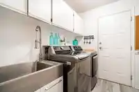 6116 185B STREET - thumbnail 29