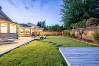 6116 185B STREET - thumbnail 31