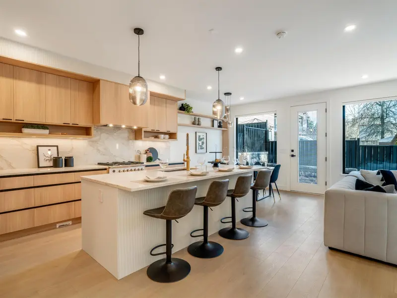 104 359 LAVAL STREET - photo 3 of 25