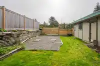 10523 FRASERGLEN DRIVE - thumbnail 32