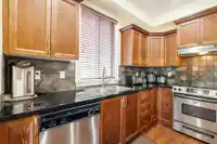 19405 66A AVENUE - thumbnail 12