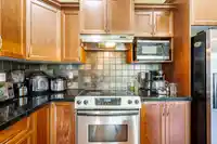19405 66A AVENUE - thumbnail 13