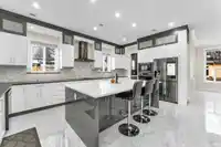 7913 133A STREET - thumbnail 5