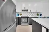 319 18811 72 AVENUE - thumbnail 3