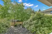207 6385 121 STREET - thumbnail 6