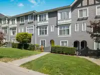 54 8168 136A STREET - thumbnail 1