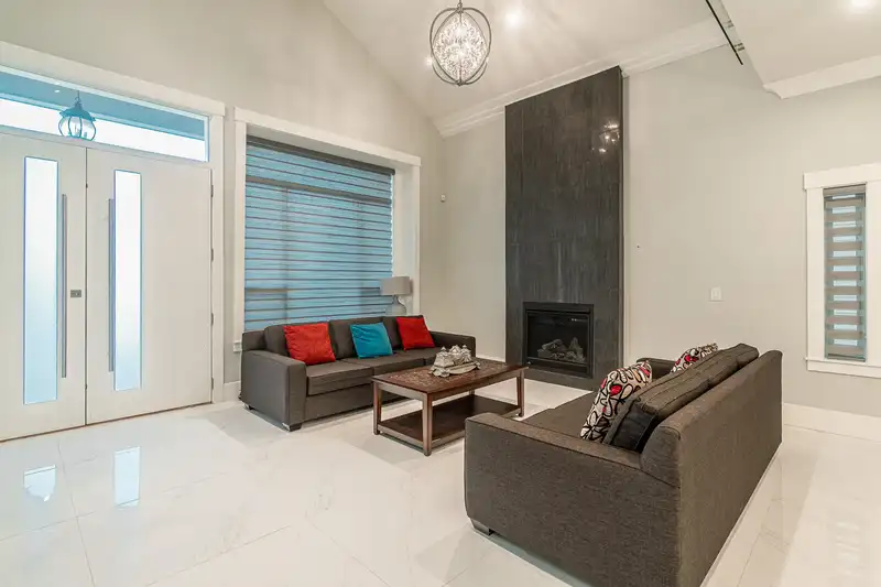 18853 54 AVENUE - photo 4 of 30