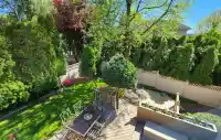 8030 153A STREET - thumbnail 34