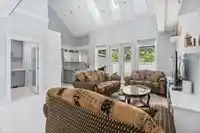 12973 GLENGARRY CRESCENT - thumbnail 10