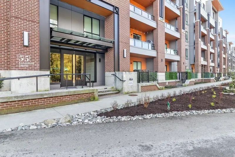 122 55 KLAHANIE DRIVE - photo 2 of 25