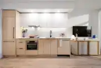 606 13738 CENTRAL AVENUE - thumbnail 2