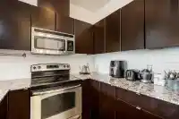 410 9655 KING GEORGE BOULEVARD - thumbnail 6