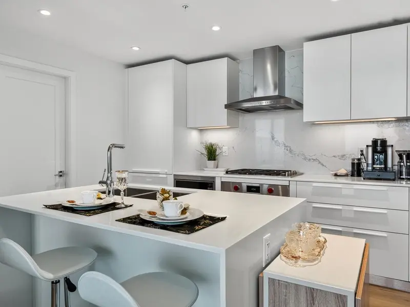 3604 6699 DUNBLANE AVENUE - photo 3 of 23