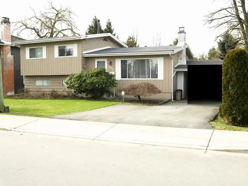 5959 172 STREET - photo 1 of 10