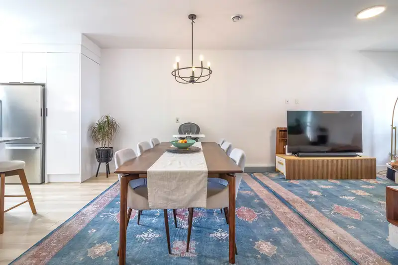 31 18855 72 AVENUE - photo 4 of 38