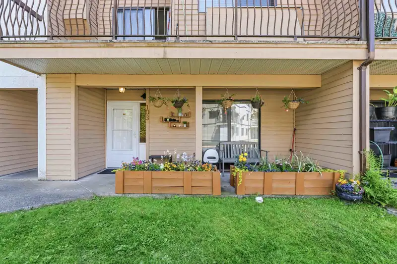 103 7139 133A STREET - photo 2 of 33