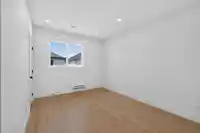 10627 124A STREET - thumbnail 37