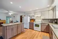 8932 143A STREET - thumbnail 18