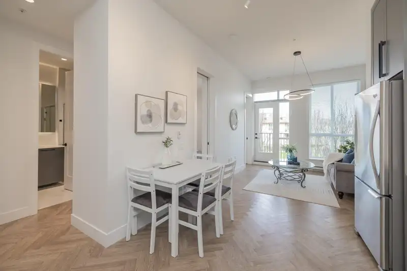 203 10168 149 STREET - photo 2 of 40