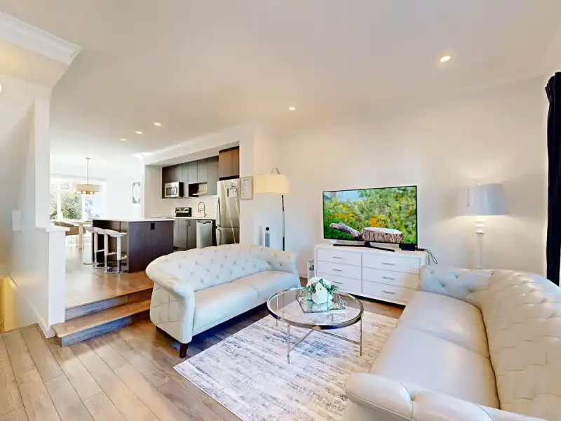 130 15230 GUILDFORD DRIVE - photo 1 of 34