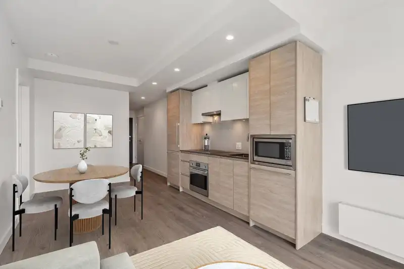1112 13615 FRASER HIGHWAY - photo 2 of 28