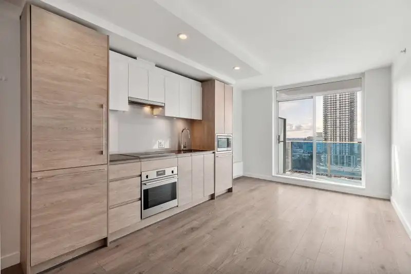 1112 13615 FRASER HIGHWAY - photo 3 of 28