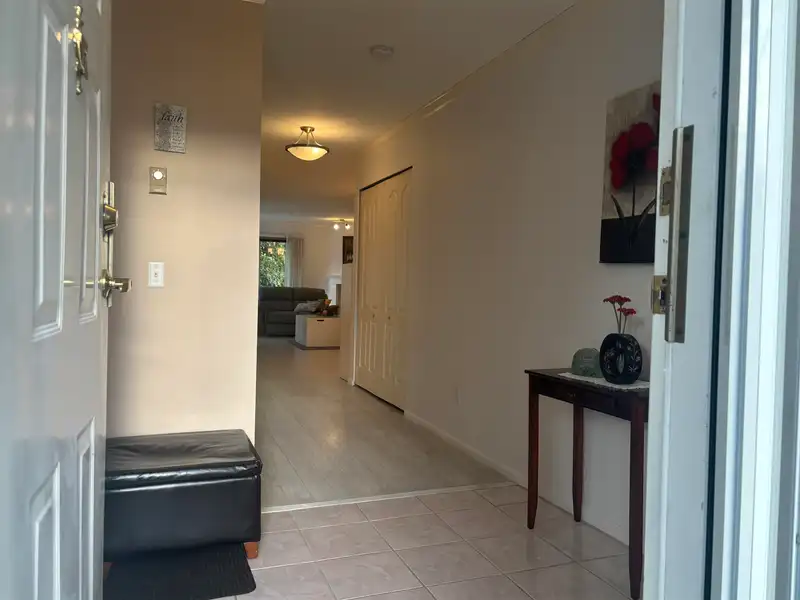 311 13910 101 AVENUE - photo 4 of 34