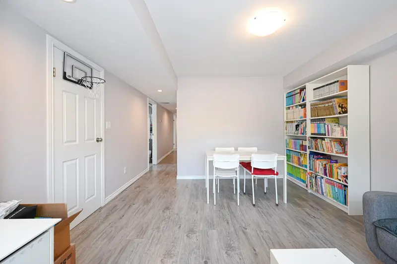 1818 FRASER AVENUE - photo 2 of 25