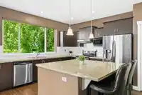 7037 178 STREET - thumbnail 7