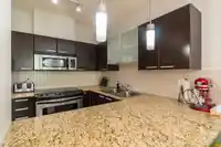 409 10455 UNIVERSITY DRIVE - thumbnail 7