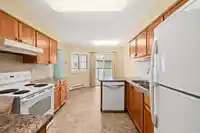 201 13876 102 AVENUE - thumbnail 11