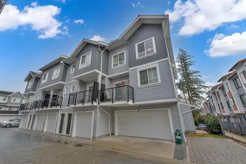 27 12830 62 AVENUE - photo 1 of 35