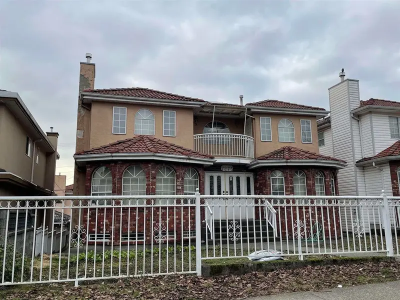 7275 VICTORIA DRIVE - photo 1 of 1