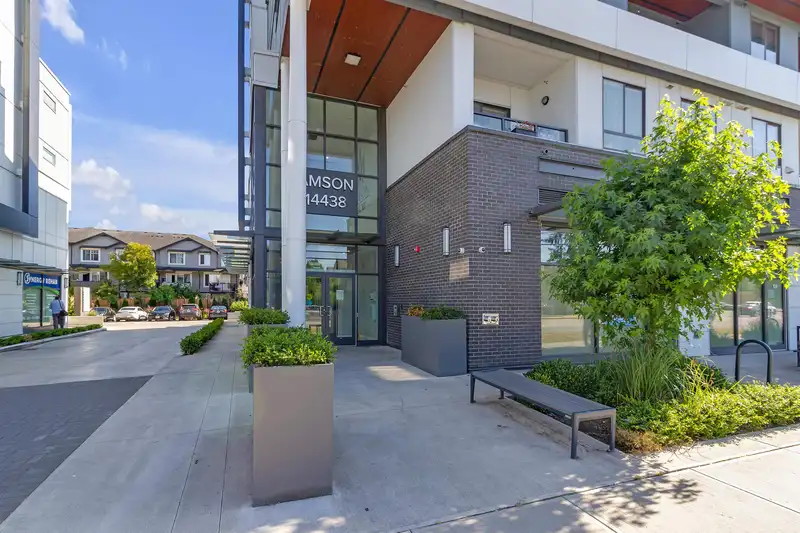 405 14438 72 AVENUE - photo 1 of 5